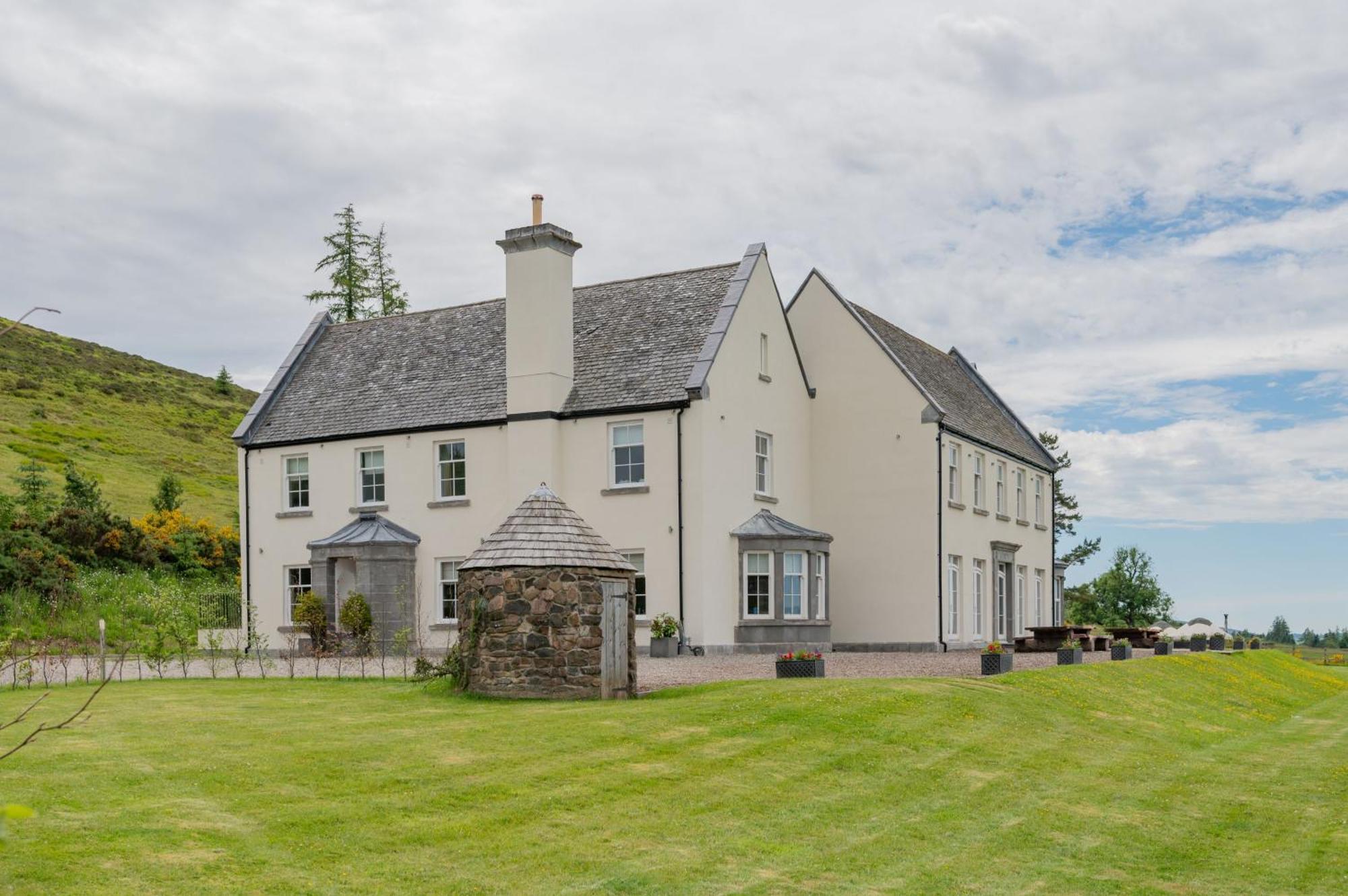Alexander House 18 - East Wing - Self Catering Villa Auchterarder Exterior foto